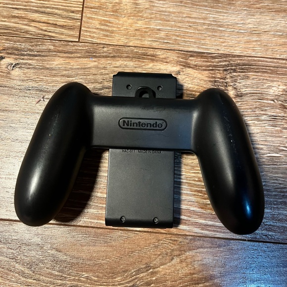 Nintendo Switch Controller - Picture 3 of 3